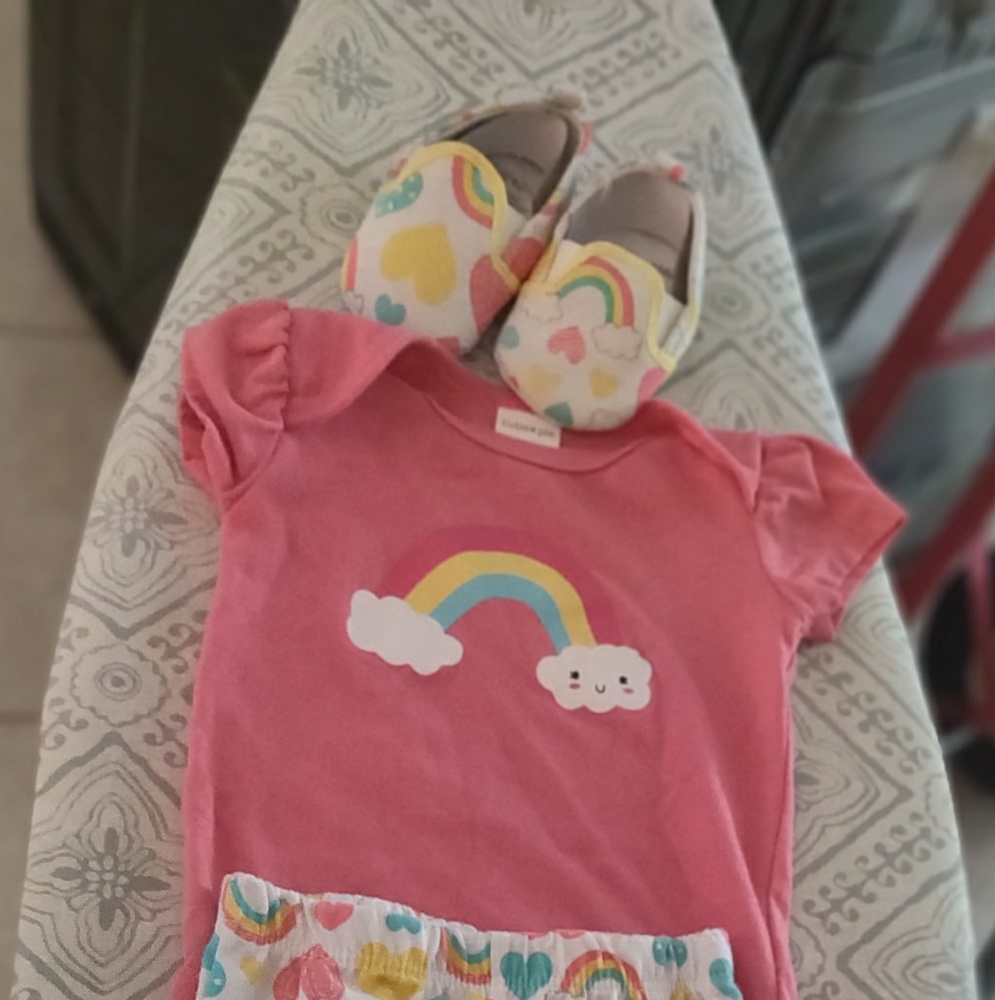 Adorable 3 piece set